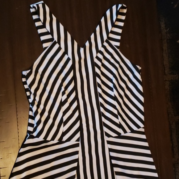 torrid sz 1 stripe peplum